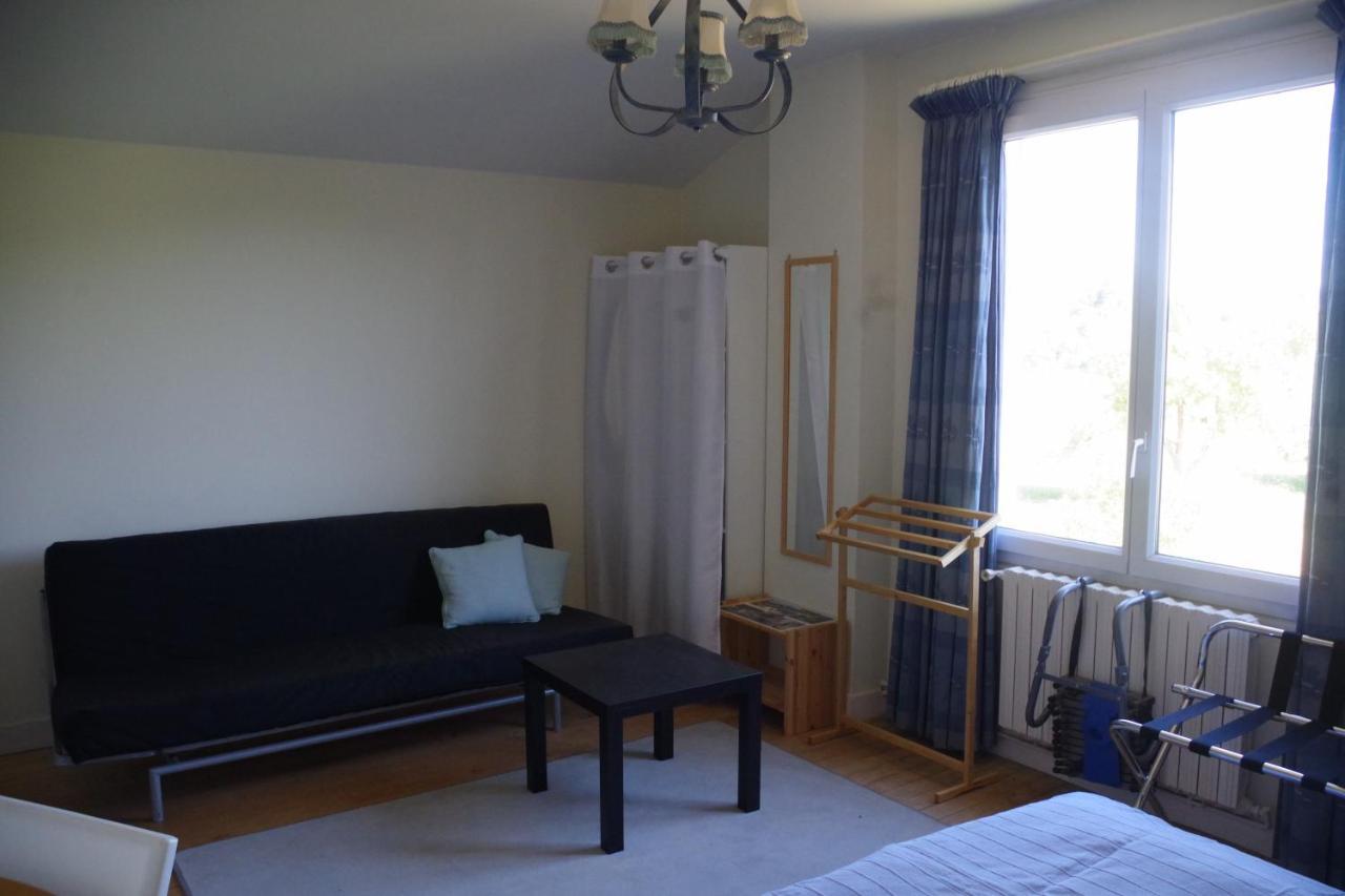 Au Catalpa Bed & Breakfast La Chapelle-Faucher Екстериор снимка